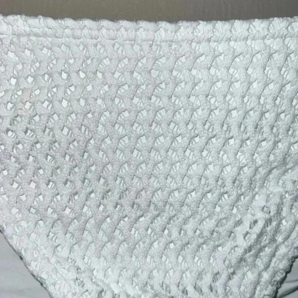 The Tropez Crochet Bikini Bottom in‎ White Size Large - Picture 4 of 6